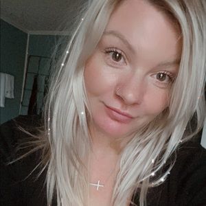 Meet your Posher, Stacey